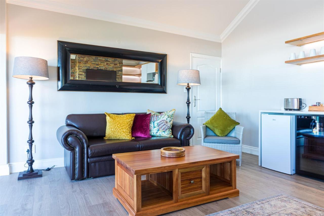 Boardwalk Lodge - Self-Catering Wildernis Extérieur photo